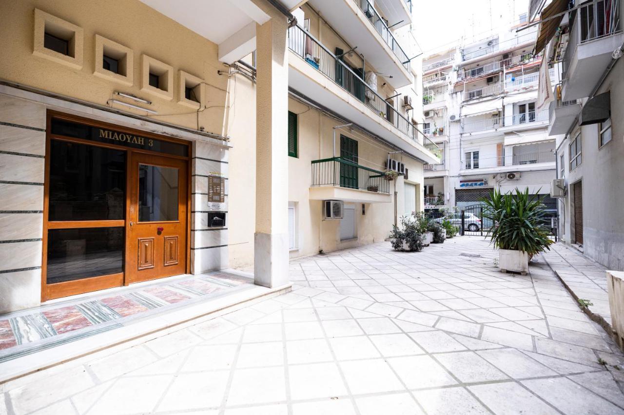 Delmare Mqueen Apartment Солун Екстериор снимка