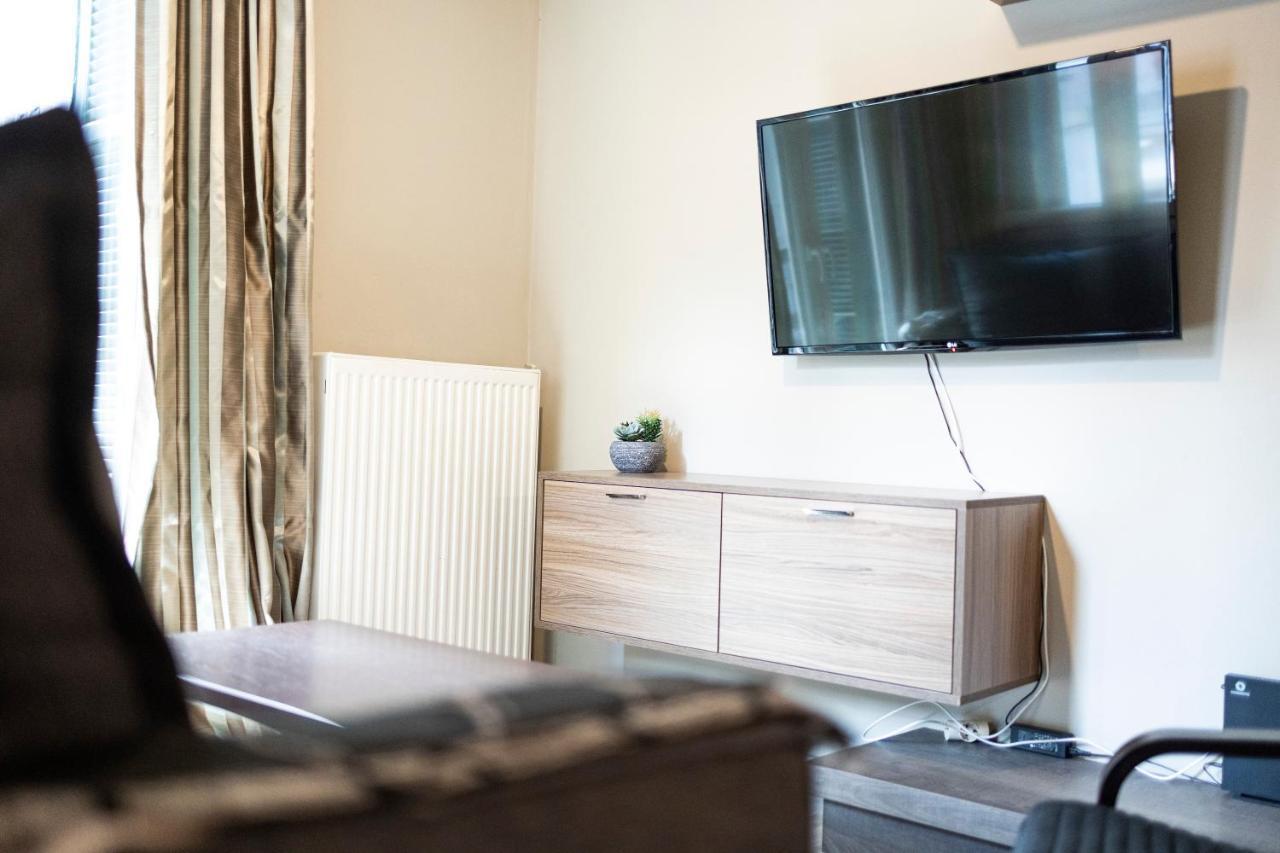 Delmare Mqueen Apartment Солун Екстериор снимка